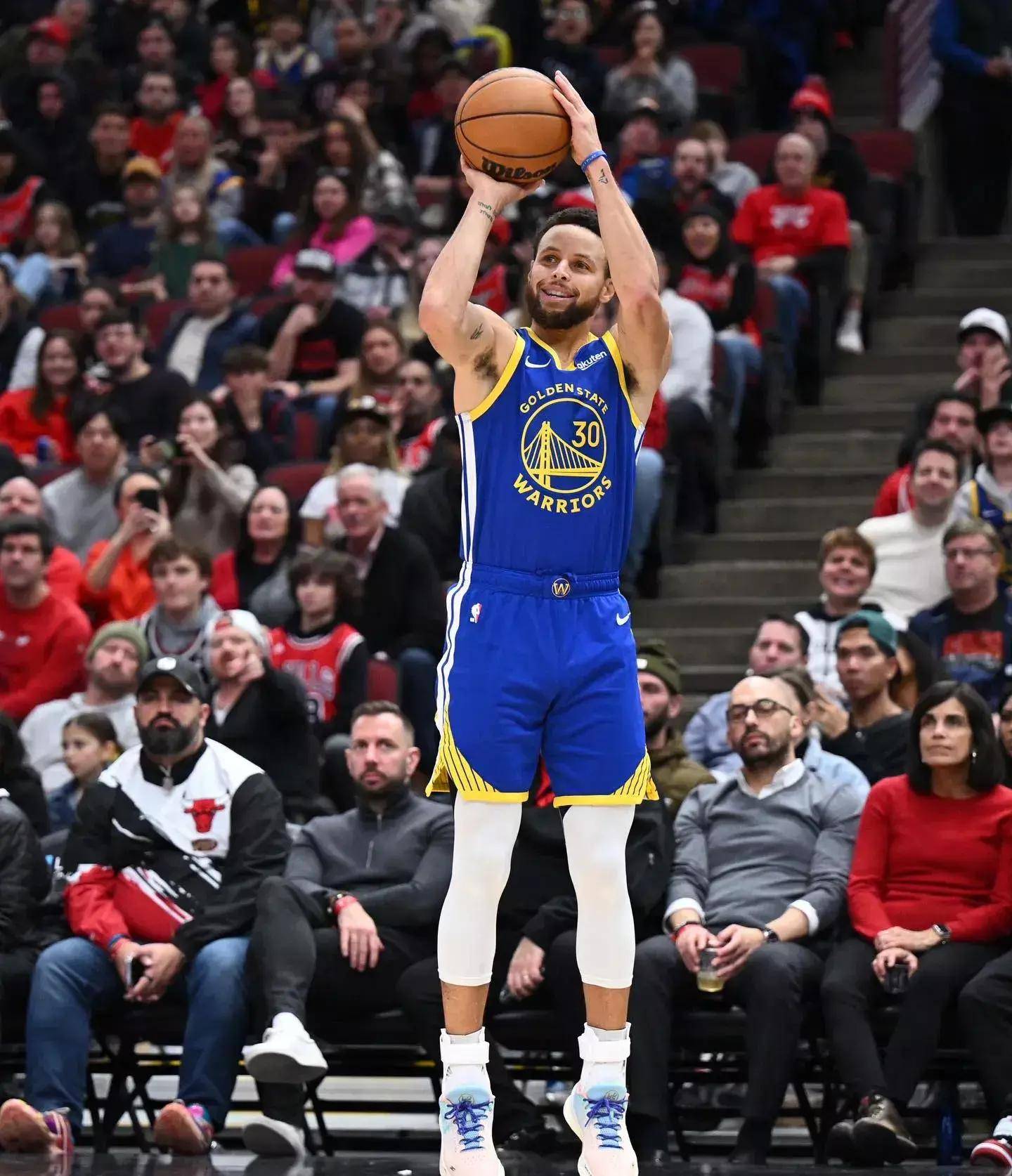 后表情凝重 后表情凝重