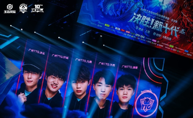 在这种策略 在这种策略