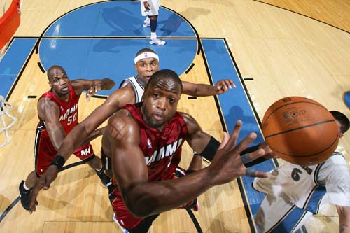 一个传接球 一个传接球